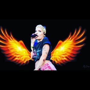 Meet your Posher, Halsey